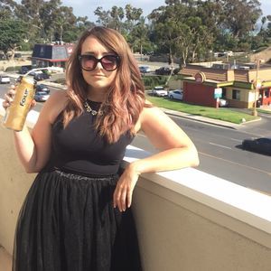 Meet your Posher, Dena